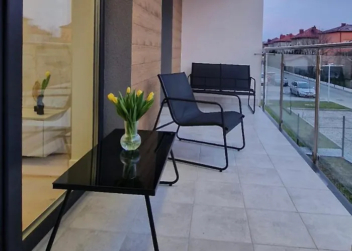 Apartament Proszowska 58A, Bochnia, 40 M2 Z Prywatnym Miejscem Postojowym