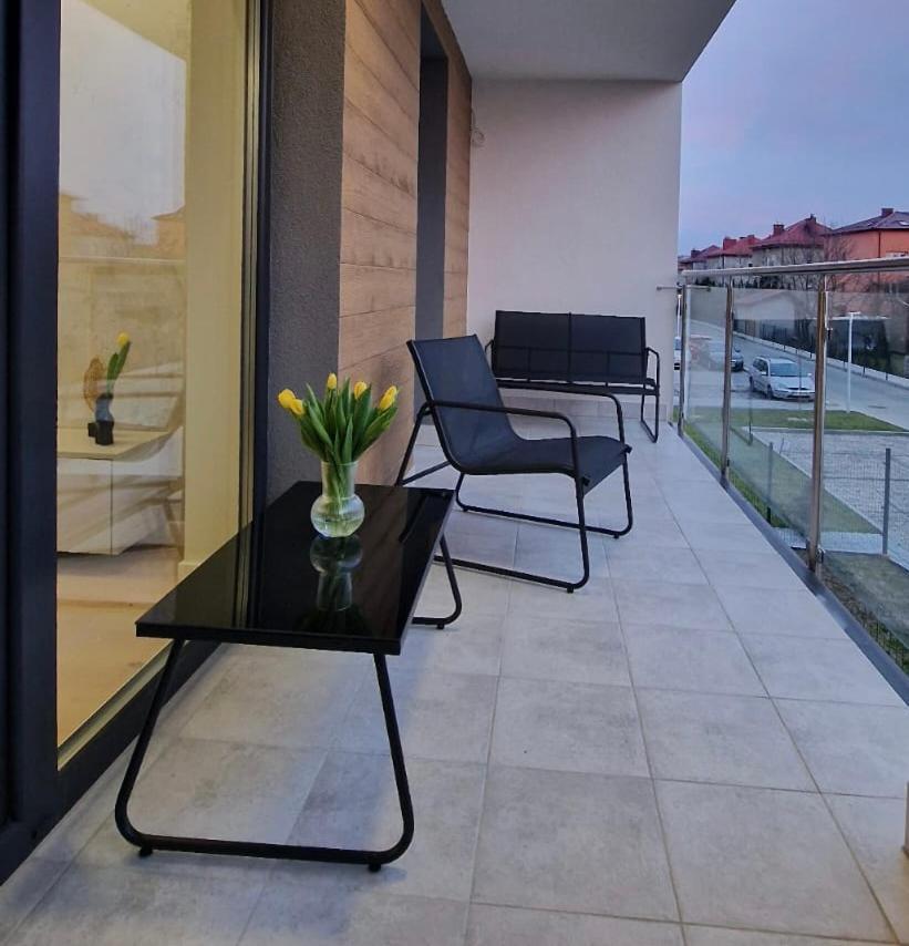 Apartment Proszowska 58a, Bochnia, 40 M2 Z Prywatnym Miejscem Postojowym *